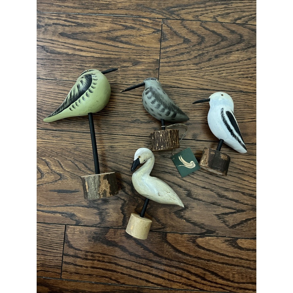 Vtg Hand Carved Painted Wooden Shore Birds Folk Art Figures Lot Of 4